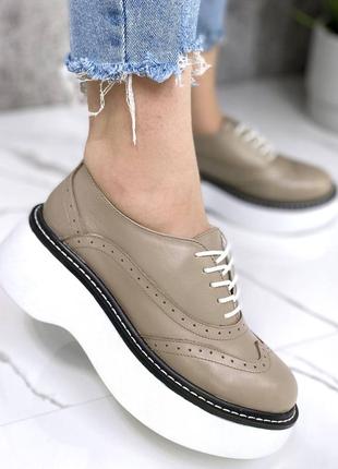 Распродажа натуральные кожаные туфли - лоферы - оксфорды цвета мокко на белой повышенной подошве6 фото