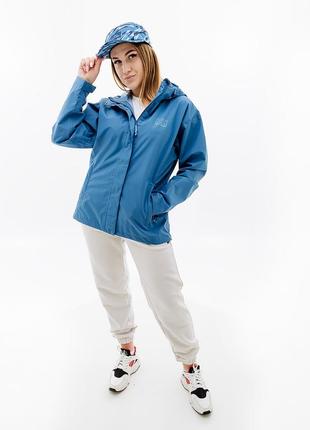 Женская куртка helly hansen w seven j jacket голубой m (7d62066-636 m)