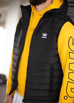 Жилет стьобаний adidas