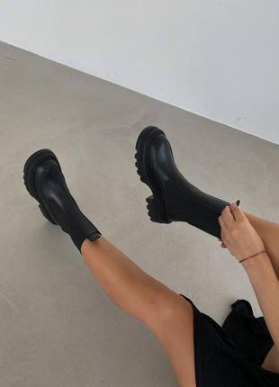 Натуральные кожаные черные демисезонные ботинки - челси на резинках на байке6 фото