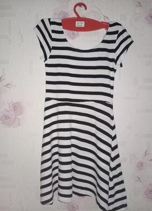 Полосканное платье на 7-8 лет, рост 128см