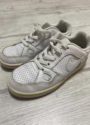 Кросівки nike