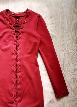 Бордовое марсала замшевое нарядное платье миди со шнуровкой по всей длине теплое люверсами4 фото