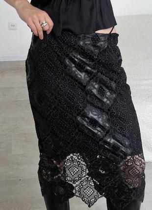 Черная миди кружевная юбка