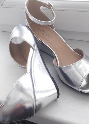Босоніжки ajvani р.38 (24.5 см)