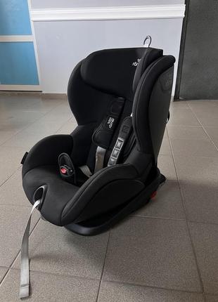 Автокрісло britax römer trifix2 i-size (cosmos black)