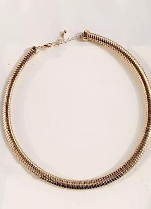 Стильне металеве кольє пектораль золотисте під шию