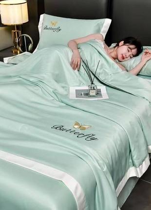 Шелковое постельное белье с одеялом на синтепоне1 фото