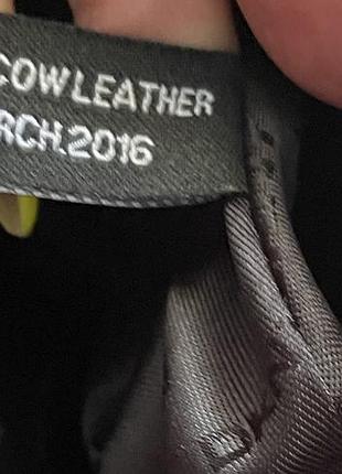 Оригинал.фирменная,кожаная,стильная сумочка dkny