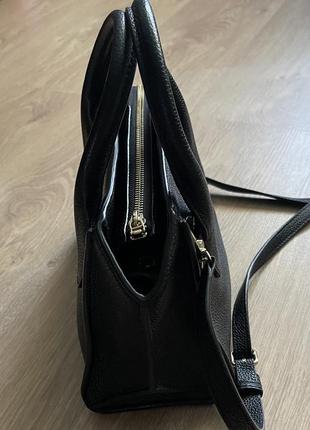 Оригинал.фирменная,кожаная,стильная сумочка dkny