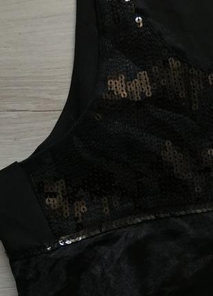 Маленьке чорне плаття з оборками з органзи rinascimento3 фото