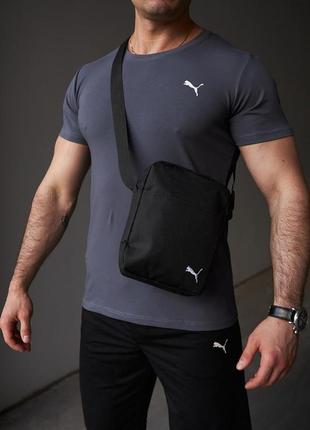 Чоловічий літній комплект puma Ferrari у сіро-чорному кольорі+барсетка у подарунок, стильний та зручний комплект на кожен день