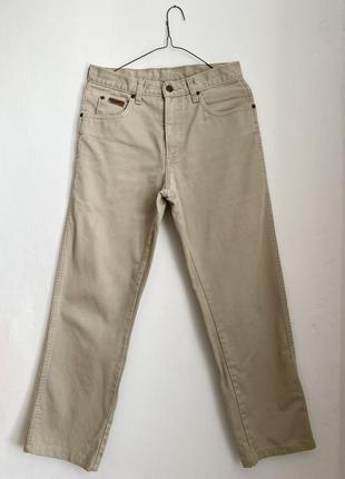 Бежевые прямые джинсы wrangler