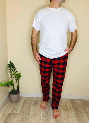Мужская пижама штаны+белая футболка cosy из фланели красно-чёрная