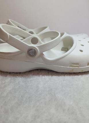 Аквашузы балетки сандалии crocs karin w6