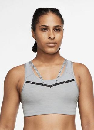 Топ для спорта nike smooth xs-s с декоративными шлейками