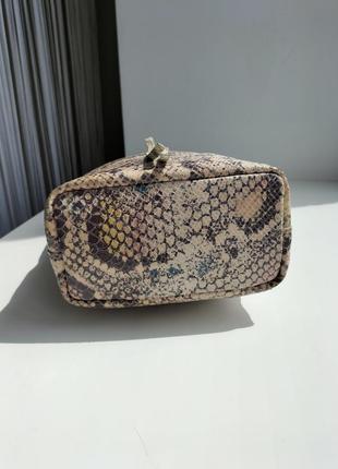 Кожаная фирменная итальянская сумочка мини шоппер borse in pelle!4 фото