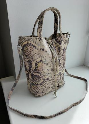 Кожаная фирменная итальянская сумочка мини шоппер borse in pelle!7 фото