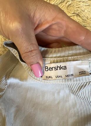 Топ укороченный bershka в рубчик женский летний стильный классный модный трендовый4 фото