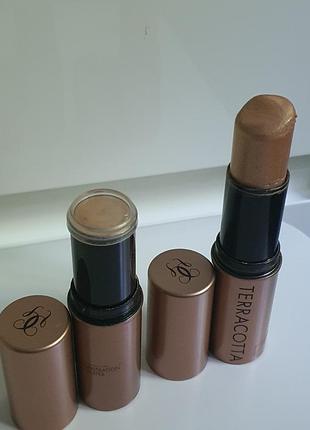 Хайлайтер-рум"яна в стеку terracotta skin