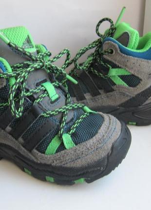 Демісезонні черевики adidas адідас 4
