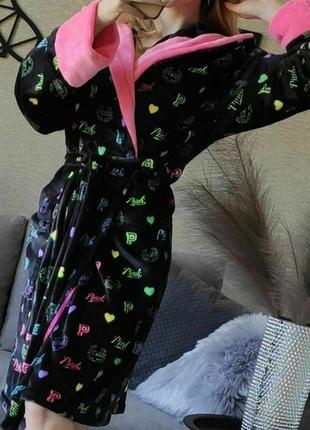 Мягкий уютный халатик с капюшоном