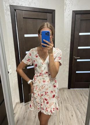 Сукня на запах