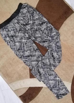 Бананы, брюки галифе