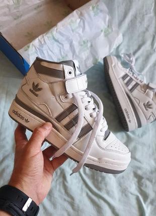 adidas preto forum high  •white grey•
