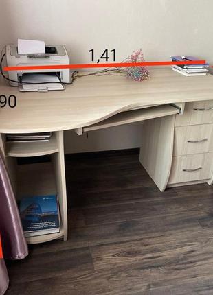 Письмовий стіл/меблі для офісу10 фото