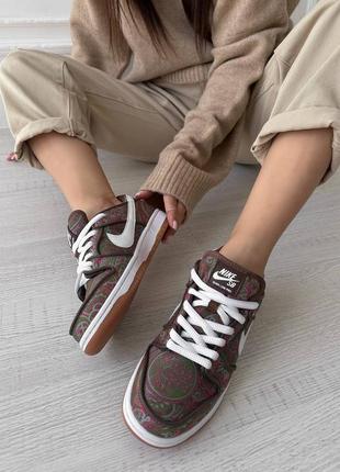 Женские кроссовки nike sb dunk6 фото