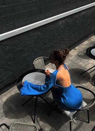 Платье с открытой спиной