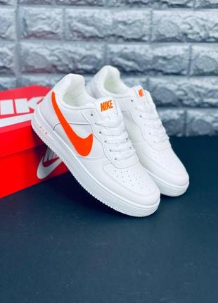 Nike air force low подростковые кроссовки белые с яркими эмблемами 36-401 фото