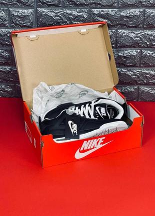 Nike кроссовки подростковые черные с белыми эмблемами 36-405 фото