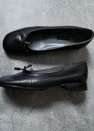 Трендовые балетки! bally фирменные