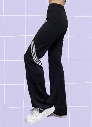 Широкие спортивные оригинальные штаны adidas