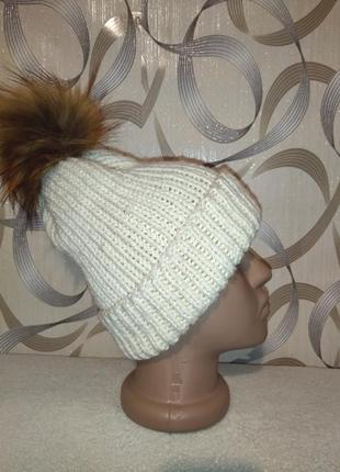 Теплая зимняя шапка с натуральным помпоном3 фото