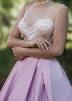Шикарное вечернее платье, нежном розовом цвете