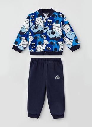 Костюм спортивный adidas p.3-4роки