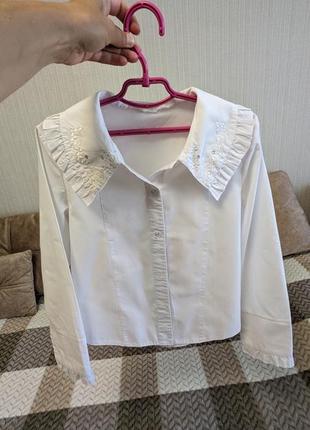 Рубашка в школу белого цвета