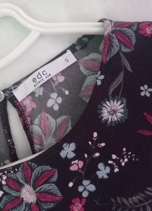 Блуза в квітковий принт р. s3 фото