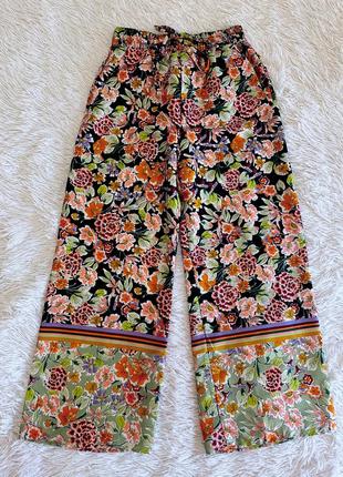 Атласные брюки zara цветочный принт4 фото