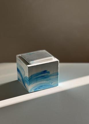 Аромасвеча соевая в кашпо в виде куба с крышкой "cube", 190 мл (апероль)8 фото