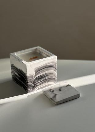 Аромасвічка соєва в кашпо у виді куба з кришкою "cube", 190 мл (гуава та папайя)2 фото