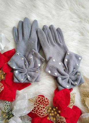Стильні рукавички з бантами f&f