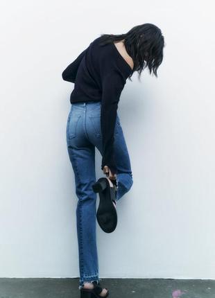 Джинси slim fit - straight leg - mid rise
zw zara woman jeans3 фото