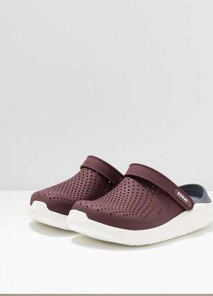 Крокс crocs literide™ clog коричневые burgundy / white1 фото