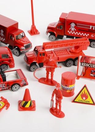 Игровой набор пожарники с грузовиком и фигурками im3002 фото