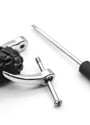 Брелок для ключів авто з якісної, плетений з логотипом lexus, колір чорний5 фото