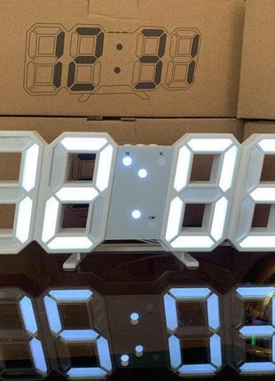 Настільний годинник led електронний світлодіодний usb 22,5 см білий (art-6803)4 фото